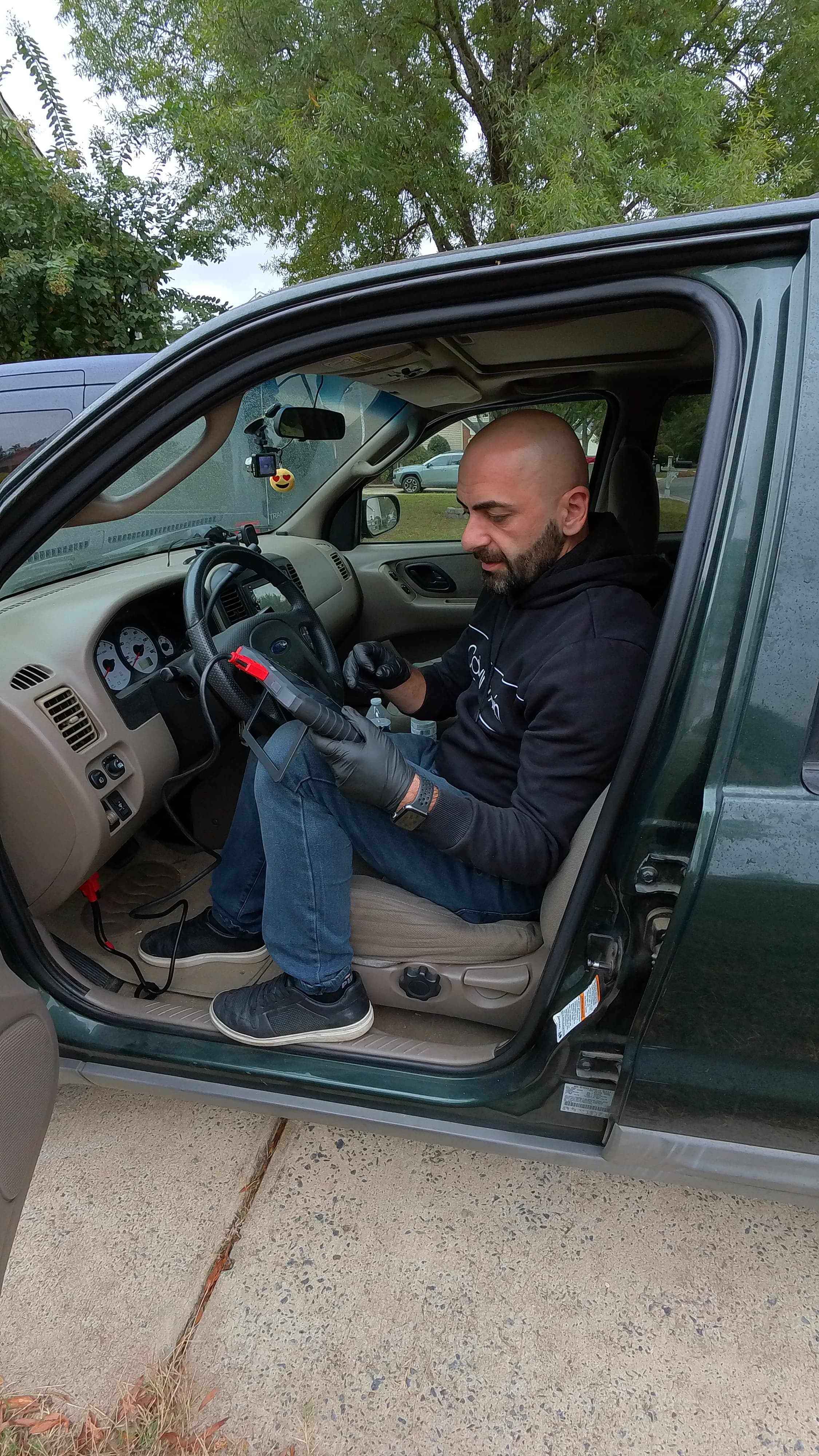 Automotive locksmith interior repair work in Charlotte, NC